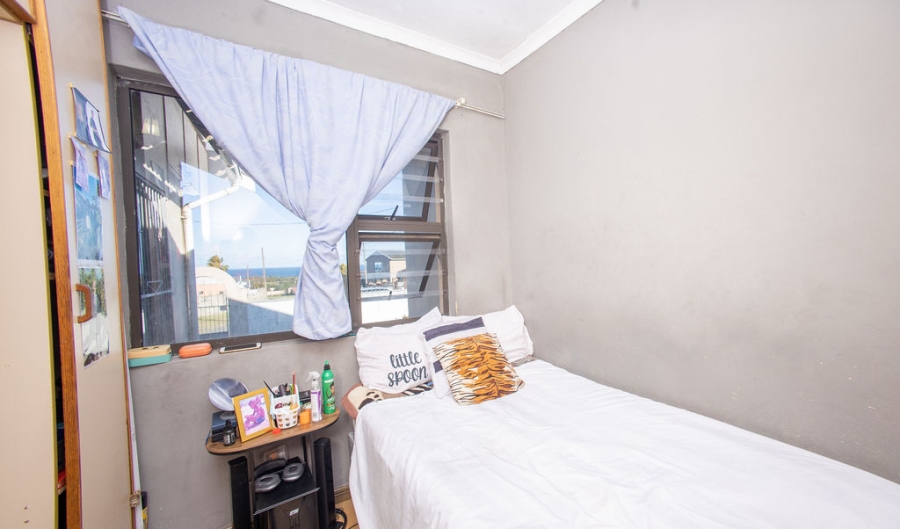 3 Bedroom Property for Sale in Sunnyridge Eastern Cape